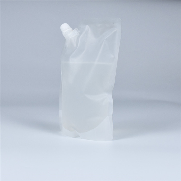 drink packaging pouch with spout3