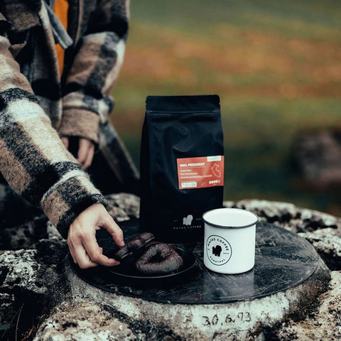 China Manufacturer Sustainable Customized Recyclable Pouches Flat Bottom Doy Pack Bag for Coffee Tea