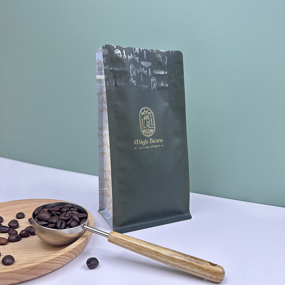 Custom Printed Spot UV Matte Finish Embossing Recyclable Material 100g Flat Bottom Coffee Bag with Zipper and Degassing Valve